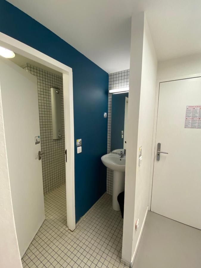 Auberge De Jeunesse Hi Lille Luaran gambar
