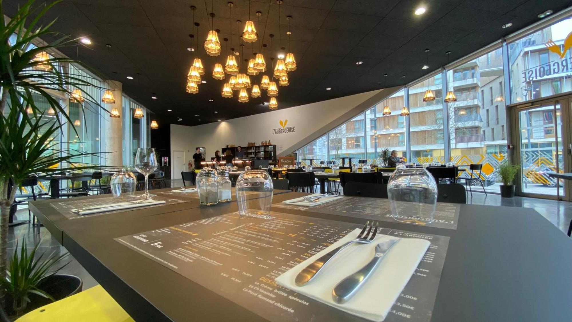 Auberge De Jeunesse Hi Lille Luaran gambar